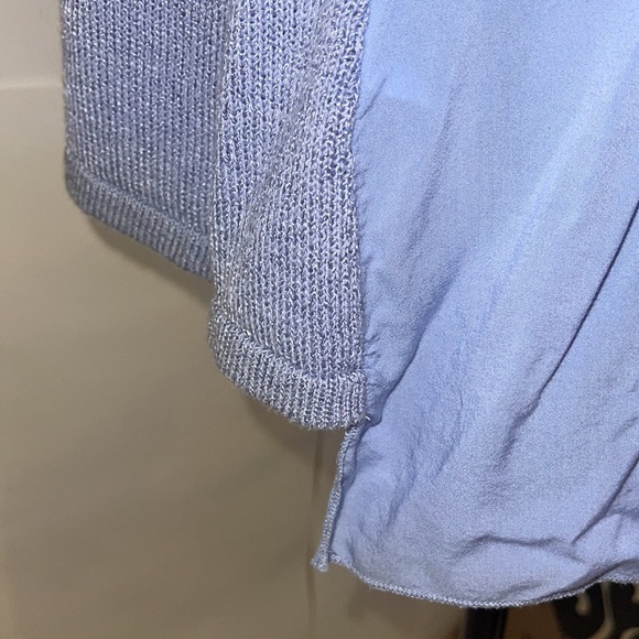 Ellen Tracy Sweater 3/4 length sleeves. Great top - Picture 5 of 6